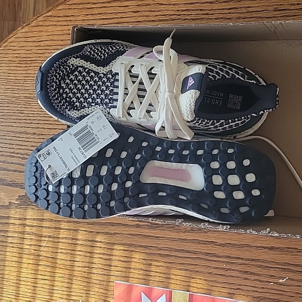 Adidas ultraboost 5.0 never worn